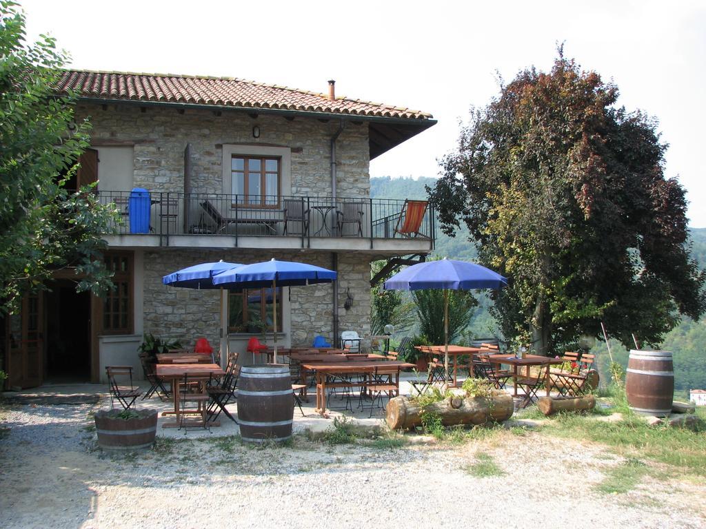 Agriturismo Gallo Cortemilia Ngoại thất bức ảnh