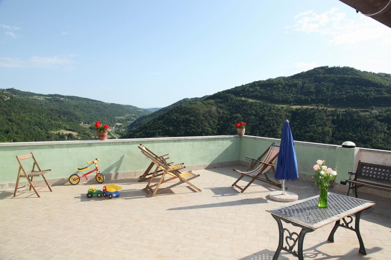 Agriturismo Gallo Cortemilia Ngoại thất bức ảnh