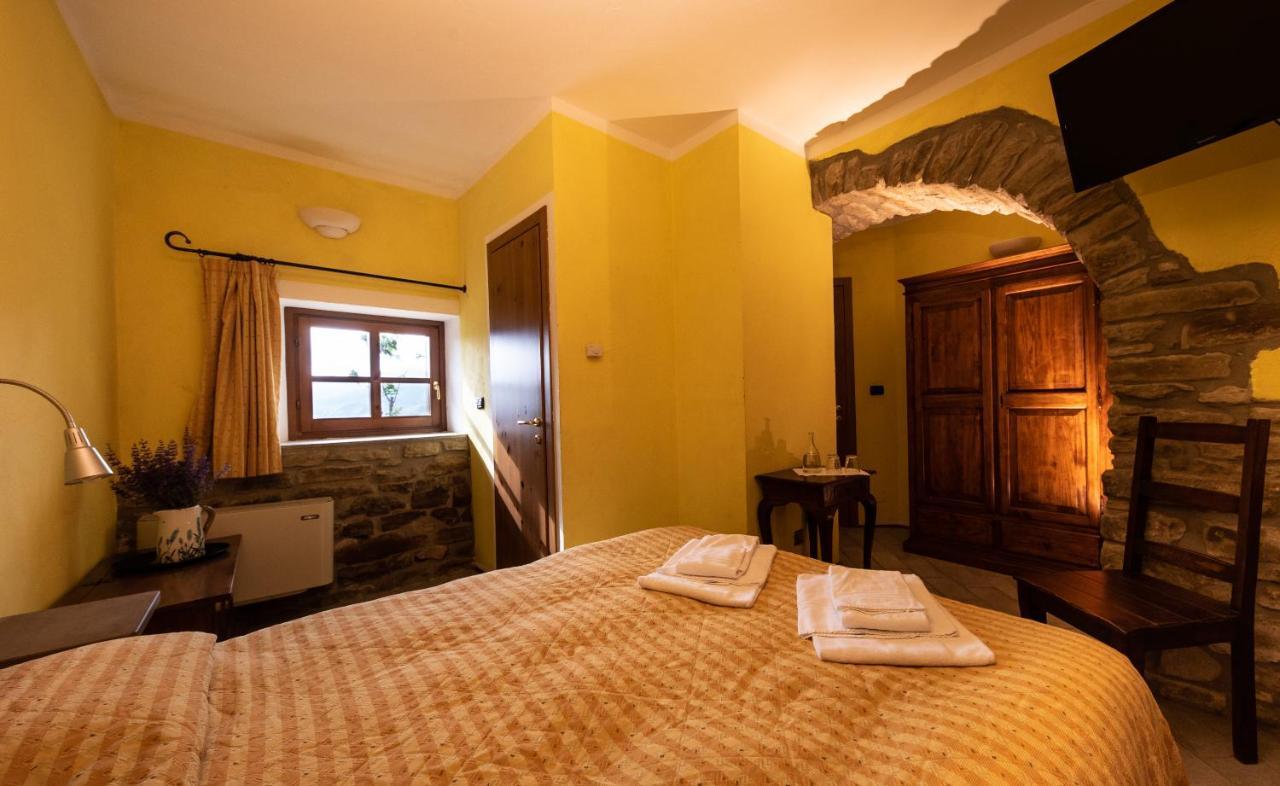 Agriturismo Gallo Cortemilia Ngoại thất bức ảnh
