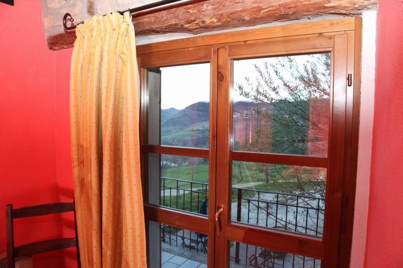 Agriturismo Gallo Cortemilia Ngoại thất bức ảnh