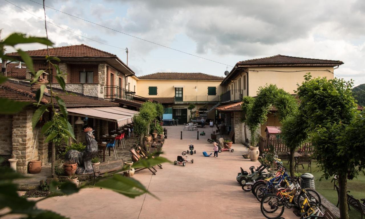Agriturismo Gallo Cortemilia Ngoại thất bức ảnh